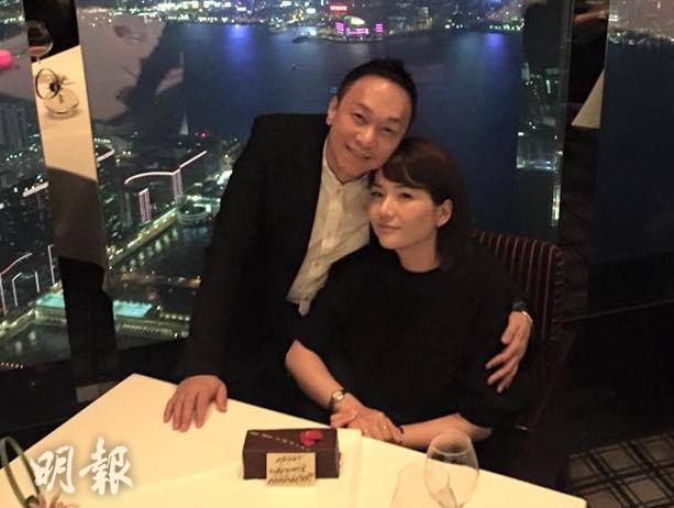 愛妻號 結婚10周年黃家強要愛老婆100年 Showbiz 明報ol網