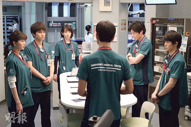 《Night Doctor》講述5名年輕醫生在急症室負責夜班工作。