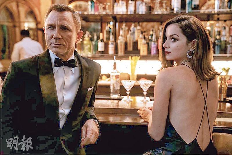 《007：生死有時》在美國開畫收2330萬美元，目前全球累收1.44億美元，且看月底在內地上映後，能否進一步推高票房。