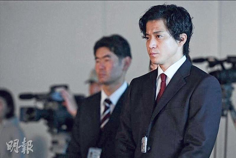 小栗旬相隔11年再演TBS電視台周日劇《日本沉沒》，成為今年收視之冠。