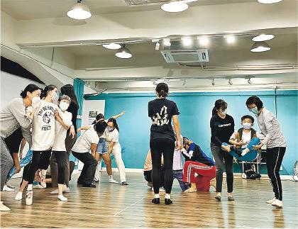 《活現童話》——《活現童話》有60名「香港舞蹈素人」參與，在第五波疫情爆發前曾綵排。（主辦單位提供）