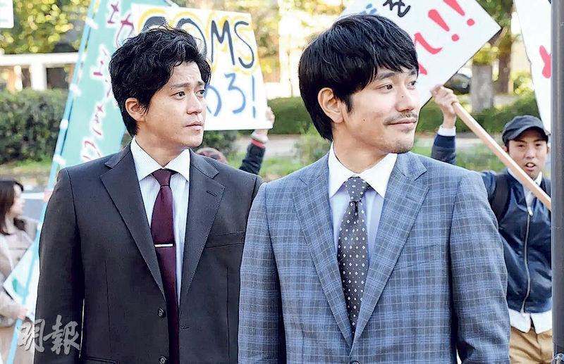 小栗旬（左）與松山研一（右）主演的《日本沉沒》叫好叫座，如今再獲頒橋田劇集獎。
