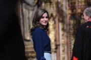 2017年7月，西班牙王后萊蒂西亞到訪英國西敏寺。（法新社）
