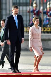 2017年2月，西班牙國王費利佩六世（左）與王后萊蒂西亞（右）（法新社）