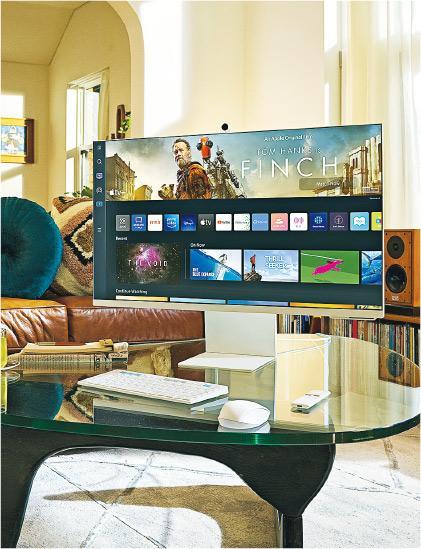 設計時尚——Samsung Smart Monitor M8設計時尚簡約，放在客廳中當作擺設亦不突兀。（品牌提供）