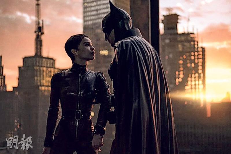 《蝙蝠俠》全球票房報捷，宣布原班人馬開拍續集，剛好為該片昨日在港開畫造勢。