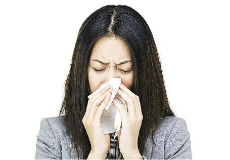 紓緩鼻敏感——洗鼻可以冲走黏在鼻腔內的致敏原，紓緩鼻敏感。（設計圖片，leungchopan@iStockphoto）