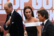 2022年5月19日《壯志凌雲：獨行俠》在倫敦首映，威廉王子（左）、凱特（中）和湯告魯斯（右）。（法新社）