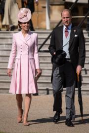 2019年5月21日，威廉王子（右）和凱特（左）出席花園派對。（法新社）