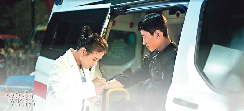 馬思純與白敬亭主演的《你是我的城池營壘》講述醫生與特警的愛情故事，被形容為大陸版《太陽的後裔》，香港觀衆可在NowTV華劇台收看。