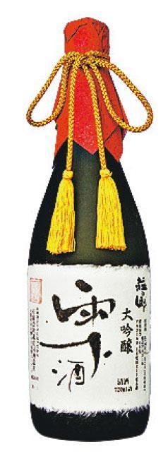 雫酒——用袋吊的方法萃取酒液，稱為雫酒，特點是口感較細膩。（品牌提供）