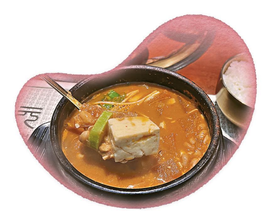 在香港的韓國餐廳初嘗清麴湯，老闆笑言很多人都怕臭而嗤之以鼻。（呂晞頌提供）