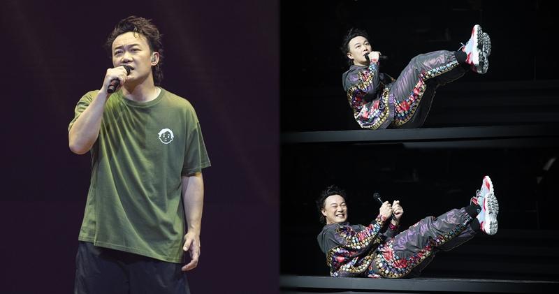 陳奕迅在昨晚第9場演唱會，邊唱邊說邊舉腳捲腹，並維持到1分06秒，相當厲害呢﹗（大會提供）