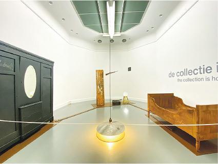 the collection is home——the collection is home，以Joseph Beuys於1971年為藝術館度身訂做的Voglie vedere i miei montagne為展品。（Dawn Hung攝）
