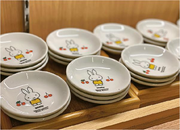 Miffy點心堂by Miffy Kitchen 2樓集齊不少Miffy限定精品。（Ann攝）