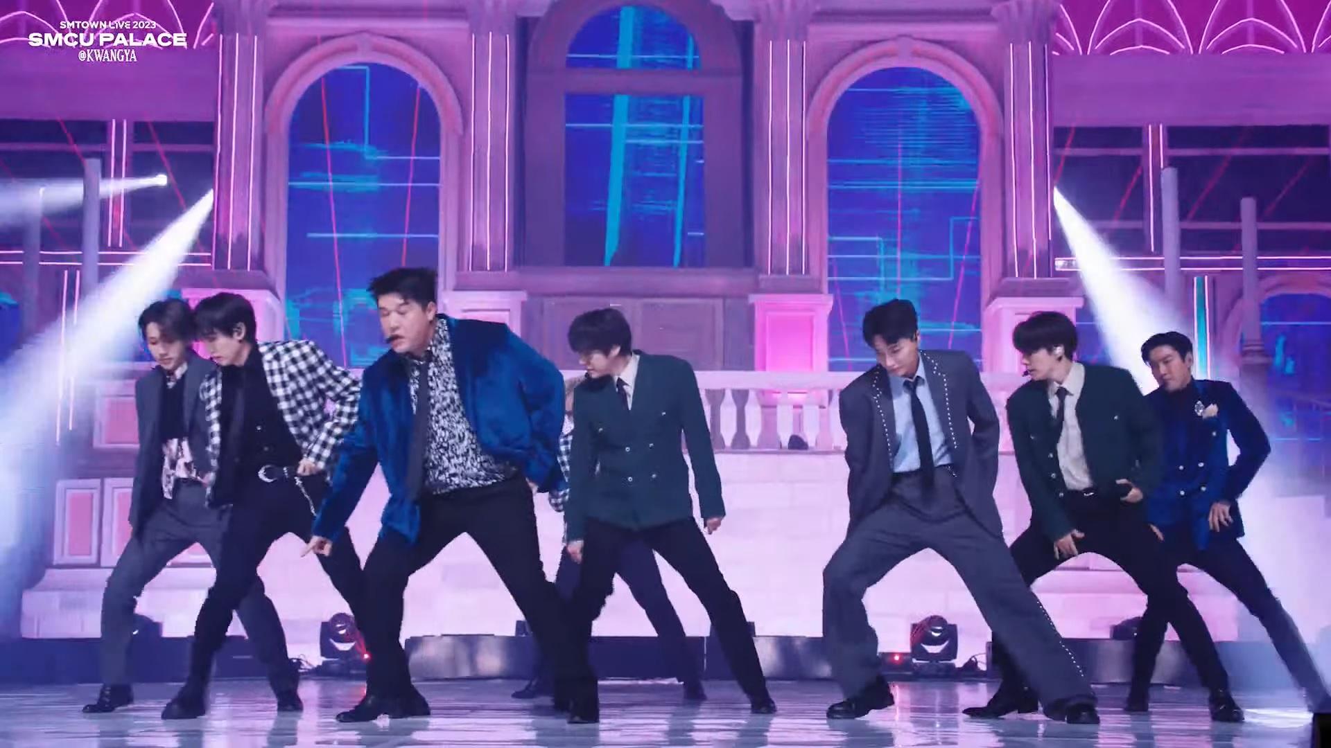 Super Junior獻唱代表作《Mr. Simple》。（網上圖片）