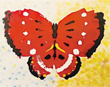 這幅對折的蝴蝶畫，相信大家都不會陌生，塗色時顏料的厚薄，對複印的效果有直接影響。（繪圖︰Mr Liu）