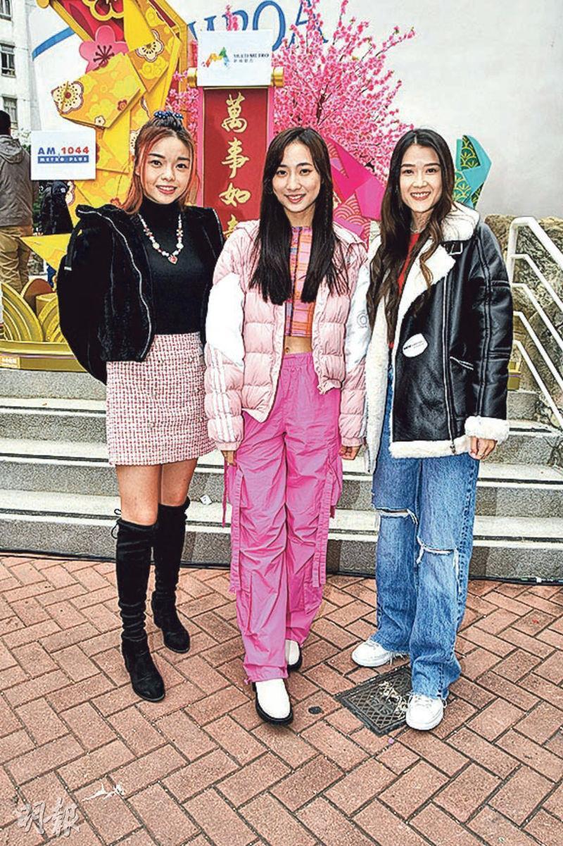 「聲夢」歌手文凱婷（左起）、鍾柔美及潘靜文昨日出席新城電台新春團拜。（攝影/記者：林祖傑）