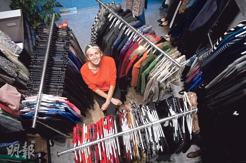 恒常二手店--Redress創辦人Christina Dean選址深水埗開設The Redress Closet恒常二手店，出售經由團隊挑選和重新整理的二手男女裝及配飾，服飾以高質低價見稱。（朱安妮攝）