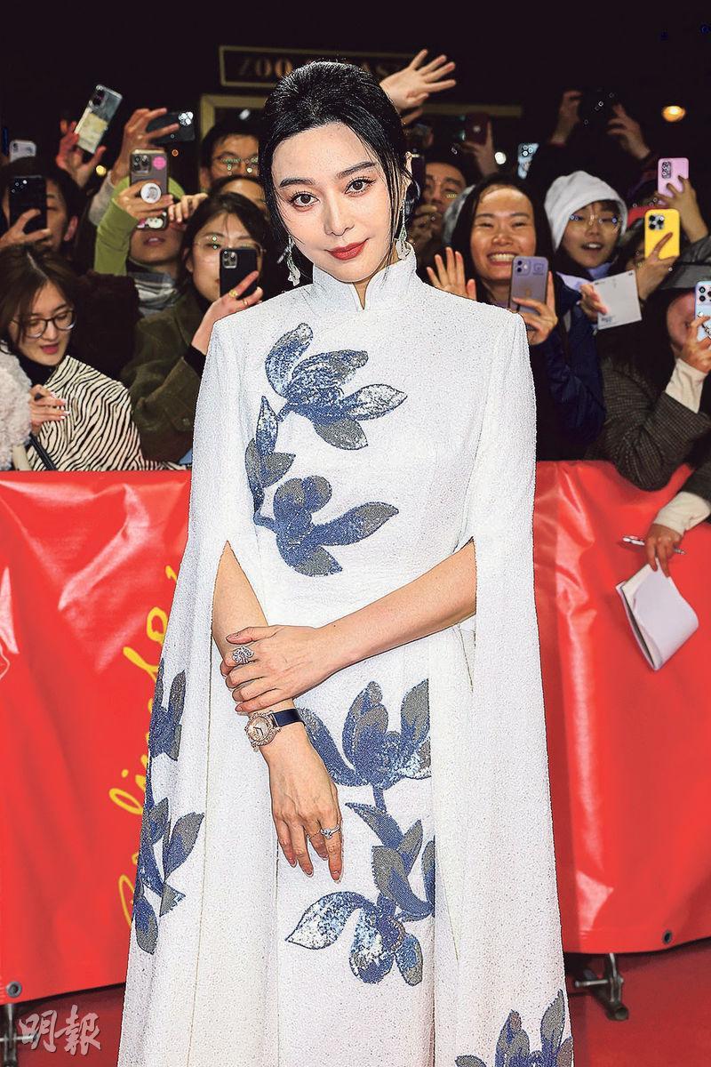 范冰冰穿著旗袍出席《綠夜》柏林首映禮，吸引大批華裔粉絲捧場。（Getty Images）