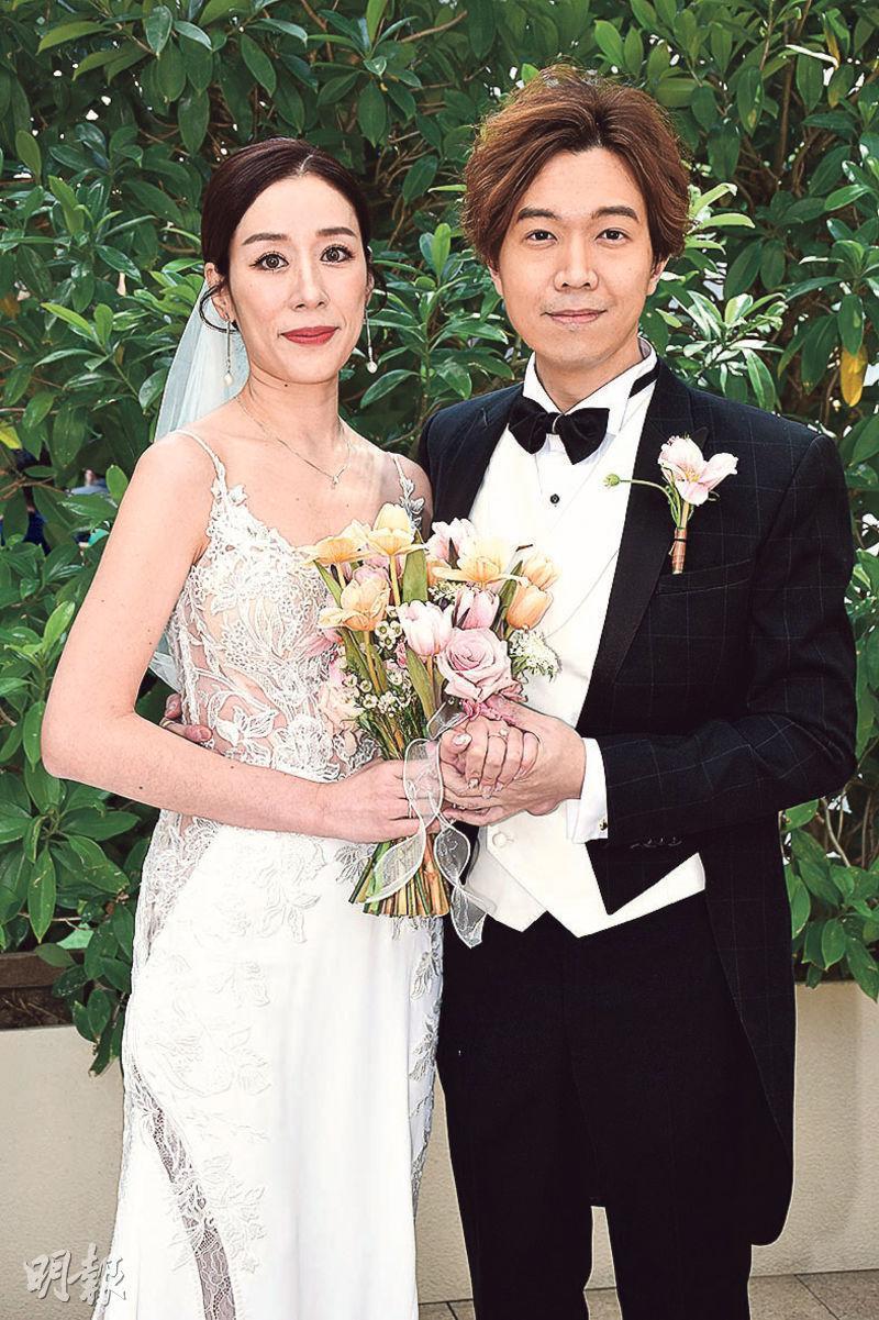 王鎮泉（右）打算跟太太Vanilla婚後先過二人世界，明年才計劃生育。（攝影：鍾偉茵）