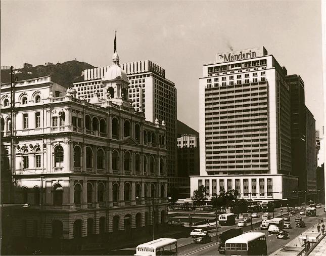 文華酒店--1963年文華酒店開業時，金星珠寶是7個最早進駐場內的品牌之一。（品牌提供）
