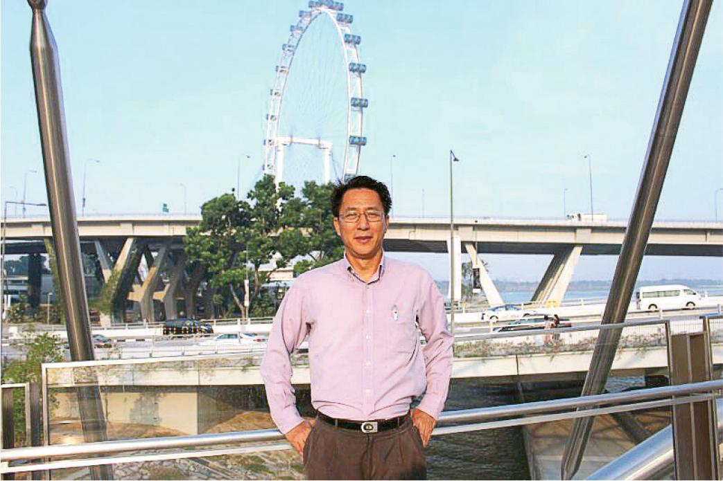 羅兆廣有多年城市交通規劃經驗，曾參與多個海外交通諮詢項目。