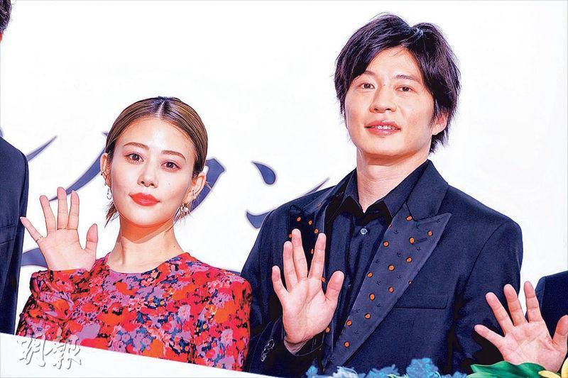 高畑充希（左）與田中圭（右）合演新劇《unknown》本月18日首播。