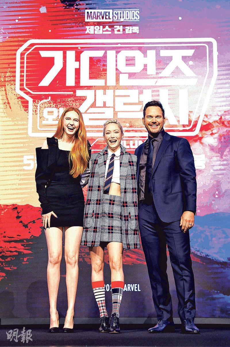 「涅布拉」嘉倫基蘭（左起）、「螳螂女」寶姬曼迪夫及「星爵」基斯柏特出席韓國記者會，為《銀河守護隊3》全球宣傳之旅揭開序幕。（Getty Images）