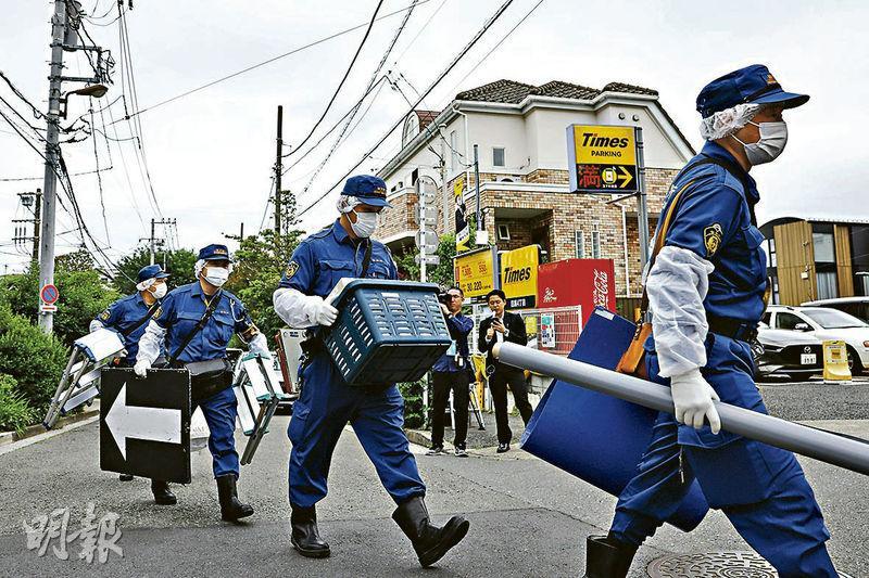 日本警方昨日再到猿之助寓所繼續蒐證。