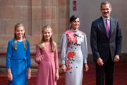 2019年10月，西班牙國王費利佩六世（Felipe VI，右起）與王后萊蒂西亞（Queen Letizia）及兩名女兒：Princess Leonor及Princess Sofia（法新社）