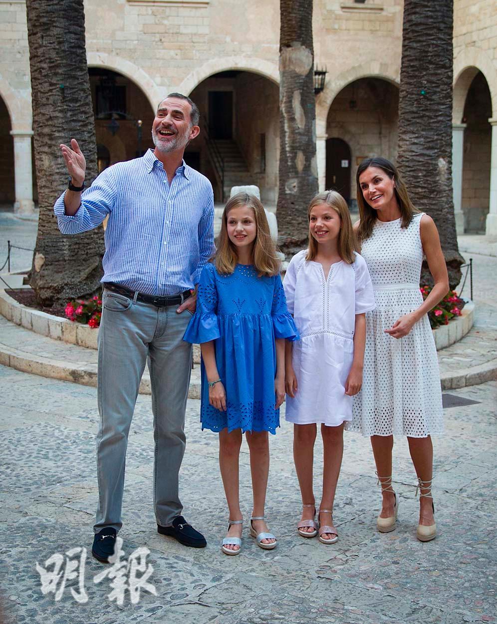 2018年7月29日，（左起）國王費利佩六世（Felipe VI）、長公主萊昂諾爾（Princess Leonor）、小公主蘇菲亞（Princess Sofia）、王后萊蒂西亞（Queen Letizia）（法新社）