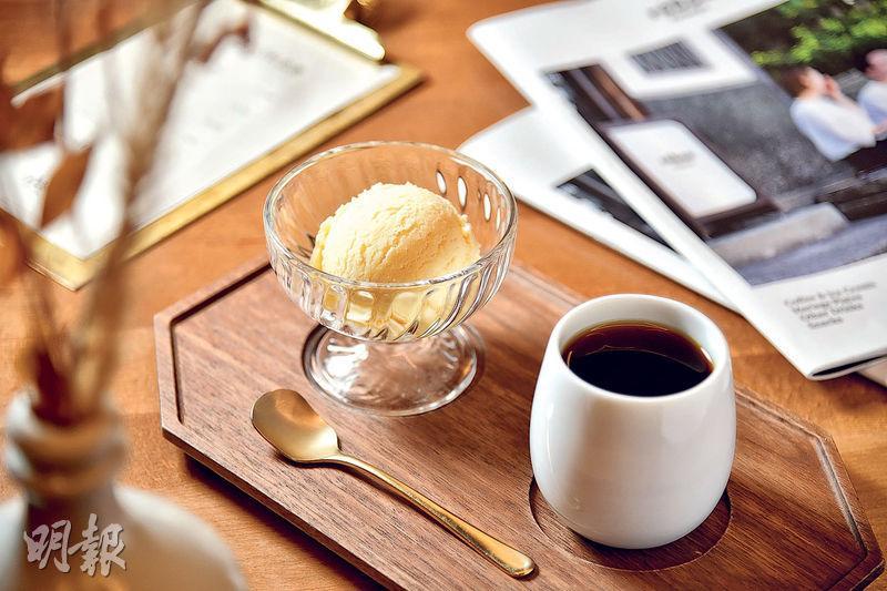 rébon Kaisaiyu的招牌mariage plate，可自選1款手工雪糕和1款自家烘焙的咖啡。圖左為湘南黃金蜜柑雪糕，果味濃郁，甜中帶酸，與帶果酸的哥倫比亞咖啡（圖右）很合拍。（980日圓／約55元）（黃志東攝）