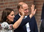2017年7月，凱特與威廉（The Royal Family facebook圖片）