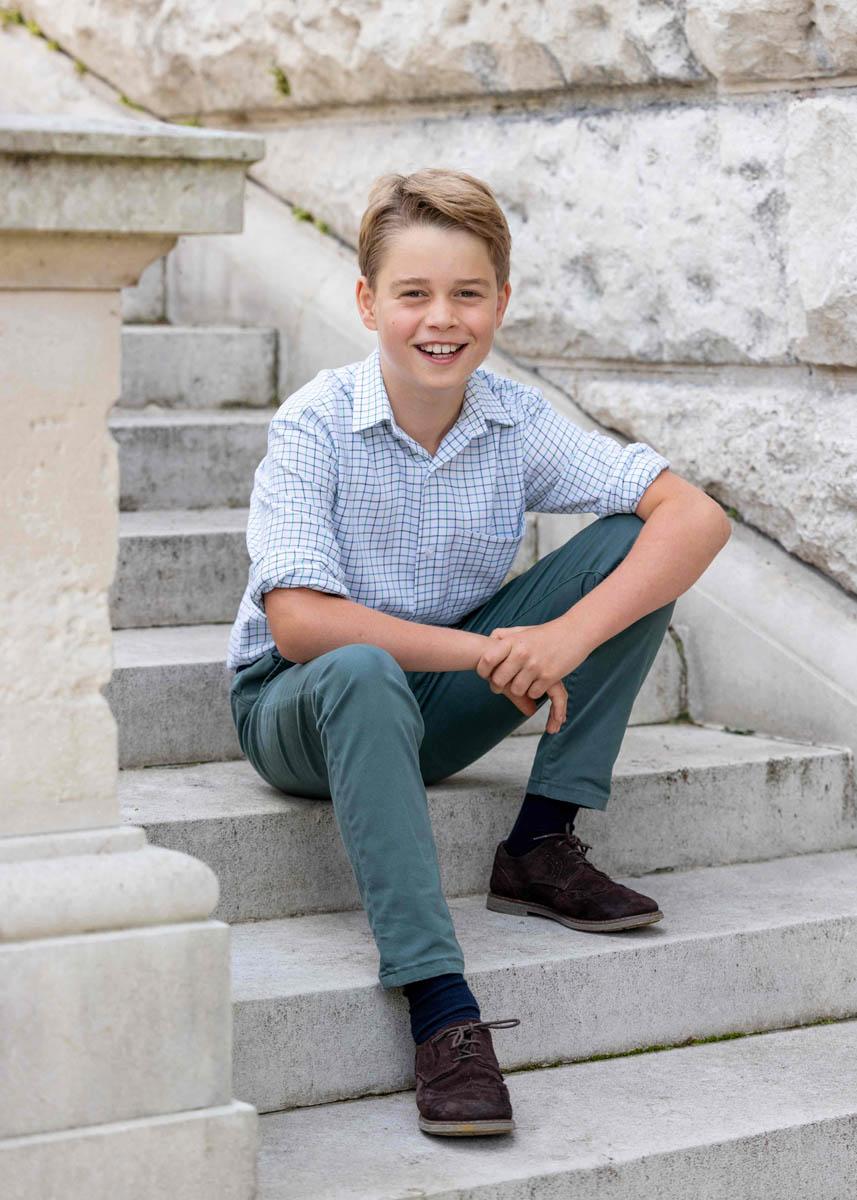 2023年7月22日是喬治小王子10歲生日，肯辛頓宮21日發布喬治小王子的最新照片。（Millie Pilkington/Prince and Princess of Wales Instagram圖片）