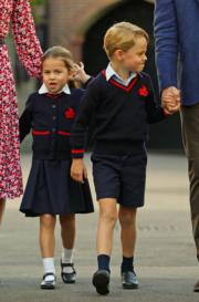 2019年9月5日，喬治小王子（右）與妹妹夏洛特小公主（左）（法新社）