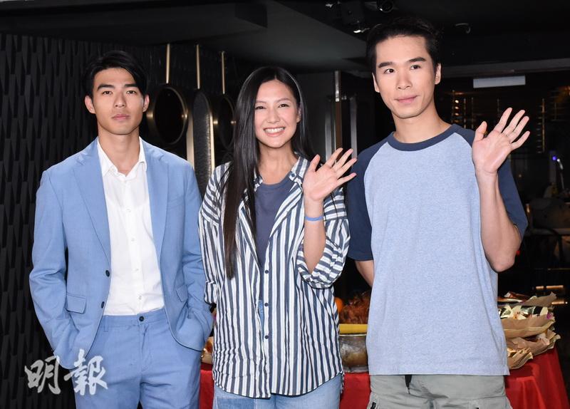 陳昊森（左起）、譚旻萱及梁仲恆出席電影《不是你不愛你》開鏡儀式。（鍾偉茵攝 / 明報製圖）