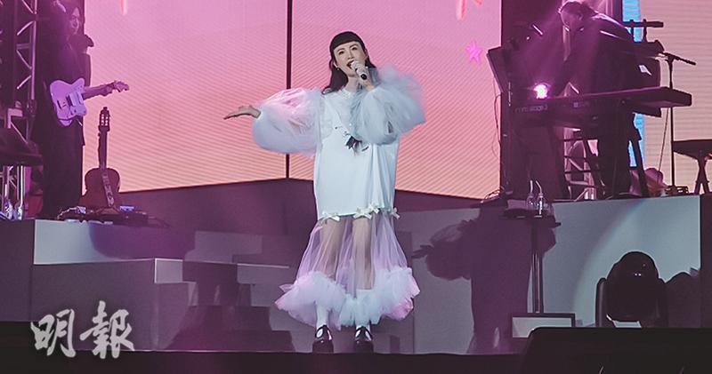 魏如萱昨晚在首場演唱會上，率先唱出仍未完成、計劃明年才推出的新歌《好像好像》。（大會提供）