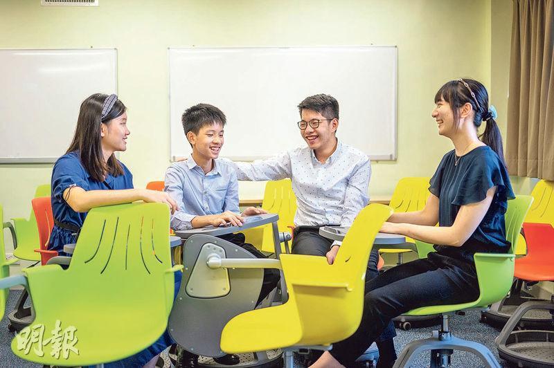 大家姐鄧善之（左至右）、弟弟鄧敬業、二哥鄧敬誠與表姊王悅齡均有不同的優資特質，先後成為了香港資優教育學苑的學員。（鄧宗弘攝）