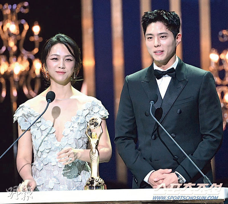 湯唯（左）與朴寶劍（右）早前合演尚未上映的韓片《Wonderland》，拍檔頒最佳女主角獎。