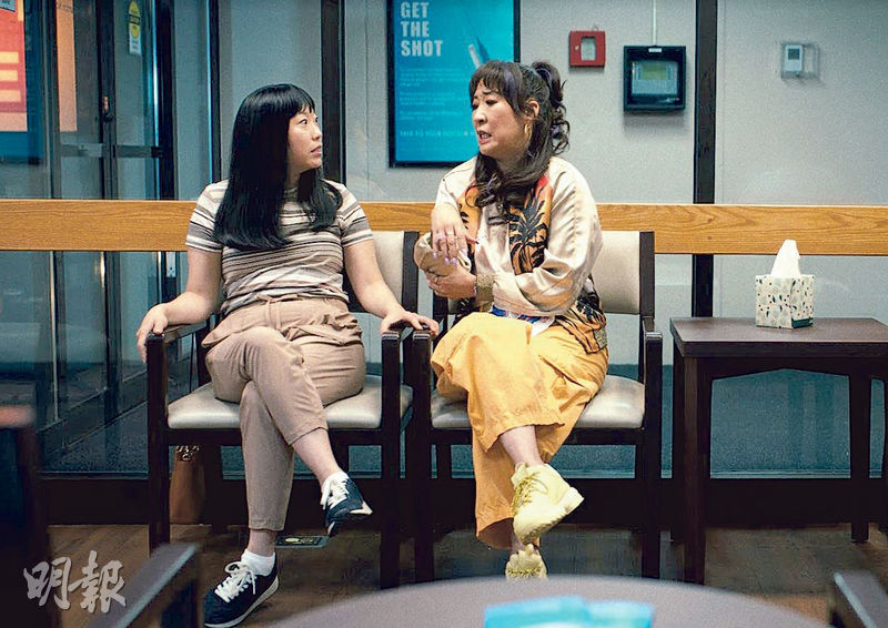 兩位亞裔金球獎得主林家珍（左）與吳珊卓（右）合作火花四濺，成就一齣有笑有淚的親情喜劇。