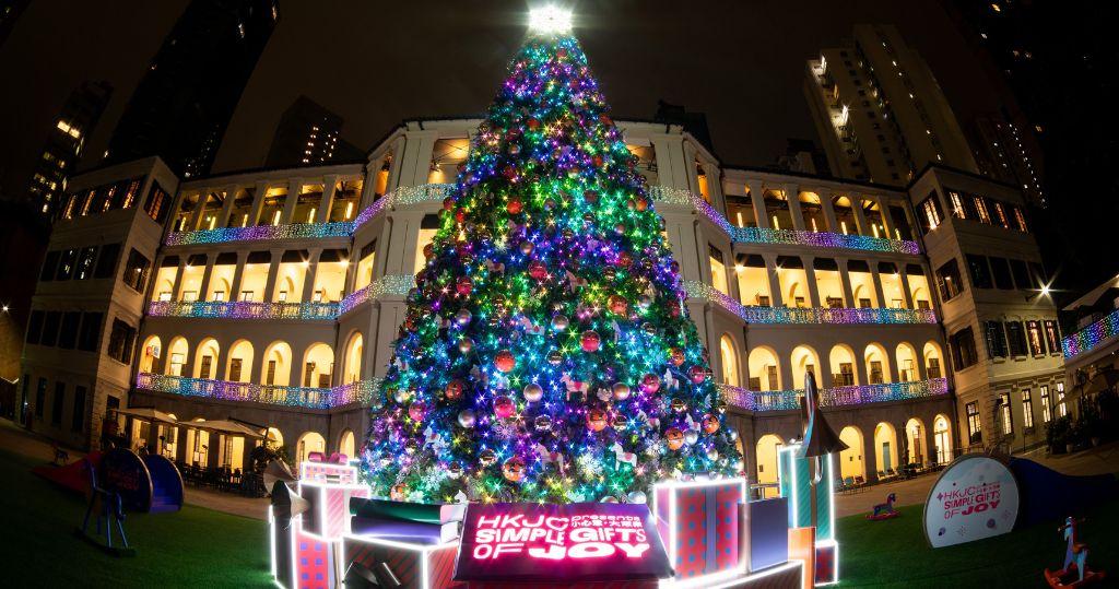 12米高的大型聖誕樹@「小心意‧大眾樂」@大館（圖片由相關機構提供）