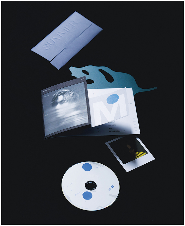 林家謙第3張專輯名為MEMENTO，有紀念物的意思，於是Sunny仿照紀念冊的格式設計專輯。（受訪者提供）