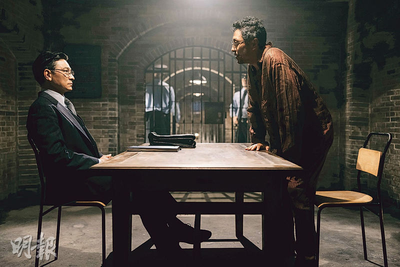 姜皓文（右）與劉德華（左）談判一幕，情緒好波動，獲導演指導助他入戲。