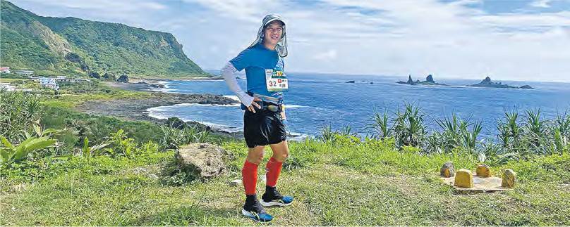 Frankie去年一口氣跑了10場馬拉松，當中包括必須連續7天、每天分別在台灣本島及6座外島上各完成一場全馬的「777跳島馬拉松」行軍式馬拉松挑戰賽。圖為蘭嶼。（Frankie提供）