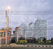 泰國現代鋁博物館 輕盈「蒲公英」 重煥鋁生命力