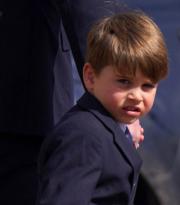 2023年4月9日，英國快將5歲的路易小王子第一次參加王室復活節崇拜。(法新社)