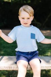 英國王室於喬治小王子3歲生日分享照片。（The Royal Family facebook圖片）