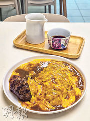 港式蛋包飯 妙配手冲咖啡