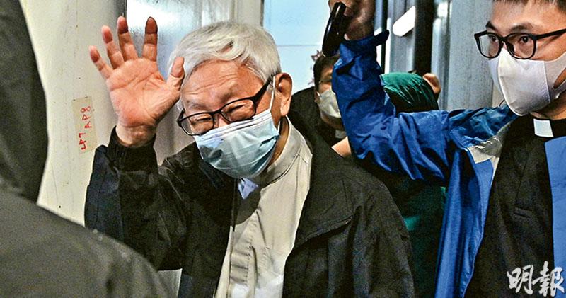 涉勾結外國 612基金4人保釋 90歲陳日君、學者許寶強首被捕 警正查捐款人資料